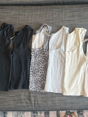 Skims Women’s Ribbed Tank Top Bundle- Black X2, Leopard, Gray, Cream - Large
